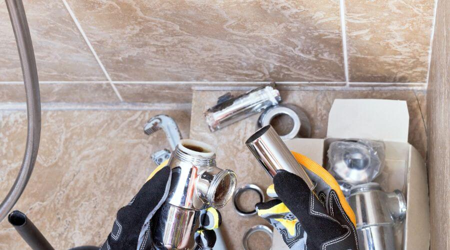 Professional gutter cleaning in Campbellsville, KY